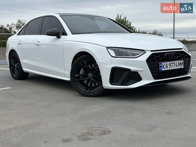 Седан Audi A4 2019 в Киеве