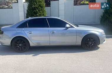 Седан Audi A4 2011 в 
