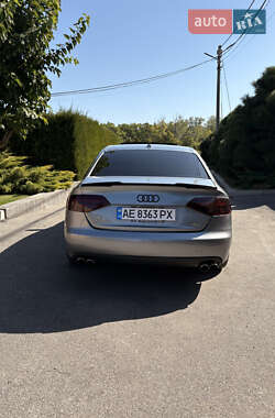 Седан Audi A4 2011 в 