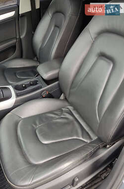 Седан Audi A4 2011 в 