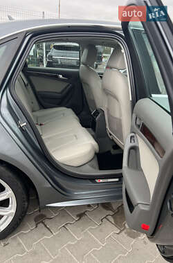 Седан Audi A4 2012 в 