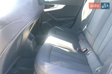 Универсал Audi A4 2018 в 
