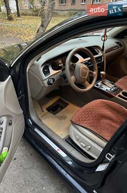 Седан Audi A4 2011 в Полтаві