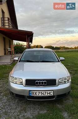 Седан Audi A4 2001 в Полонном