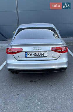 Седан Audi A4 2015 в 