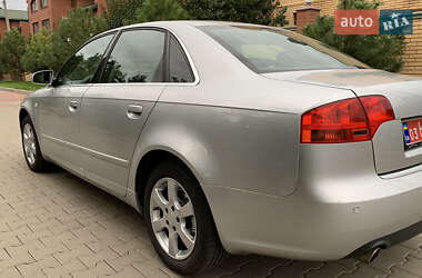Седан Audi A4 2006 в 