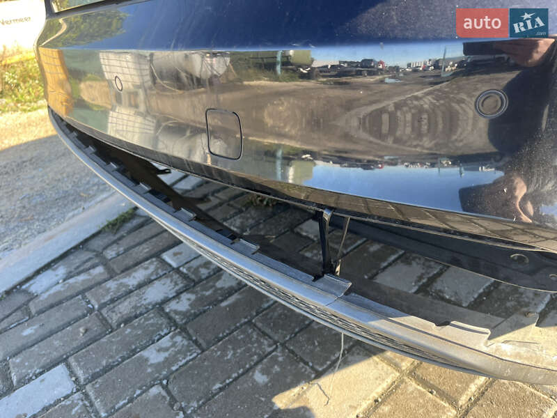 Седан Audi A4 2014 в Львове