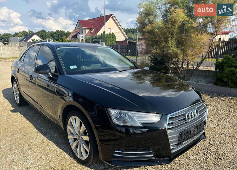 Седан Audi A4 2018 в Одессе