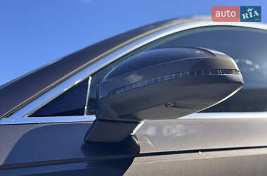 Седан Audi A4 2016 в 