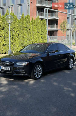Седан Audi A4 2013 в Дніпрі