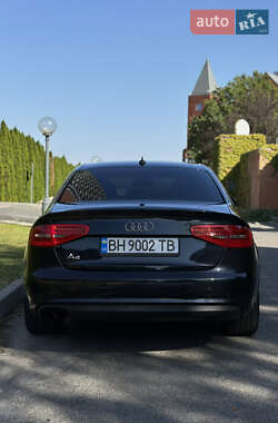 Седан Audi A4 2013 в 