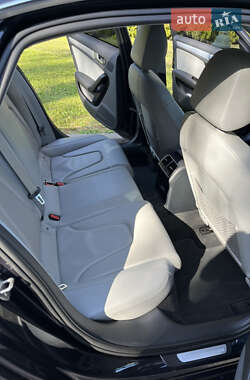 Седан Audi A4 2013 в 