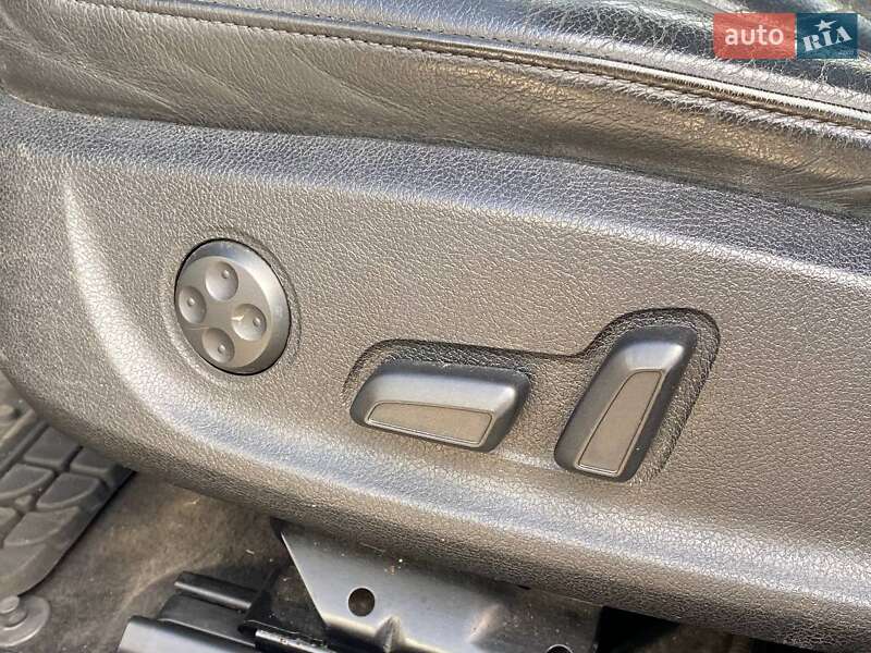 Седан Audi A4 2011 в Києві