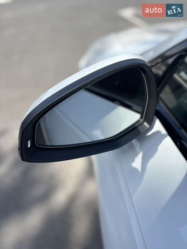 Универсал Audi A4 2018 в Мукачево