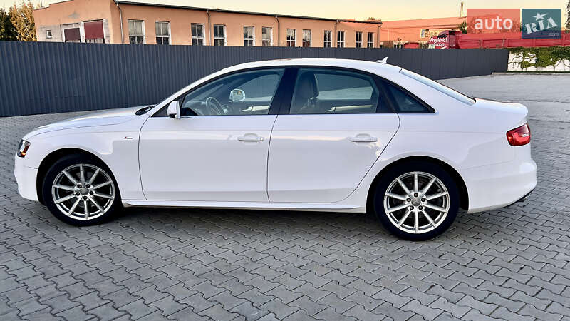 Седан Audi A4 2014 в Нововолынске