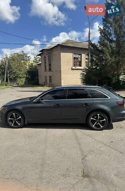 Универсал Audi A4 2019 в 