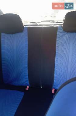 Седан Audi A4 1999 в 