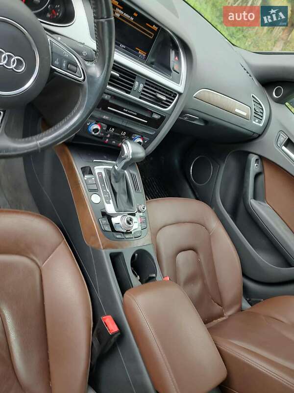 Седан Audi A4 2015 в Бірки