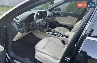 Седан Audi A4 2020 в 
