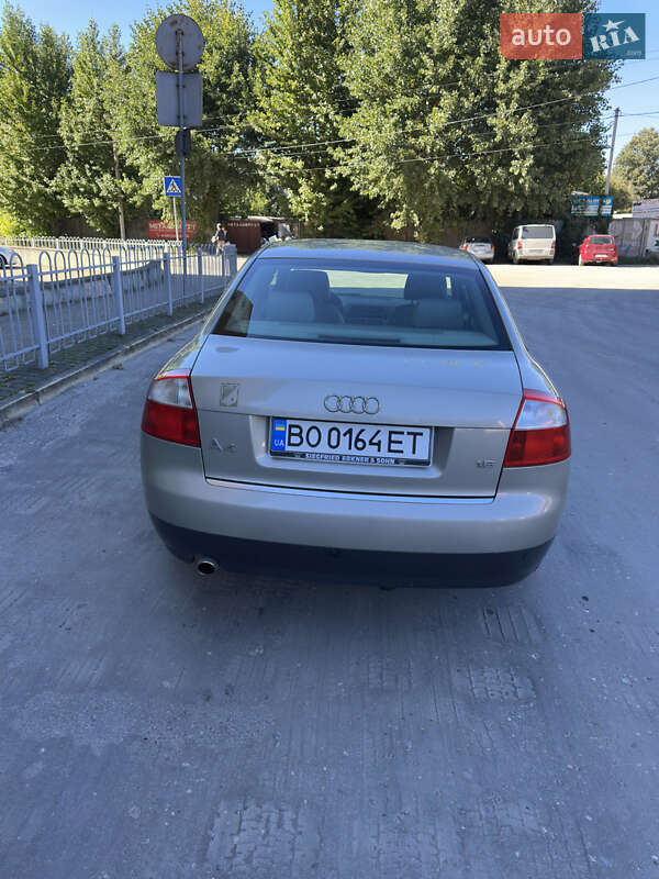 Седан Audi A4 2003 в Збараже