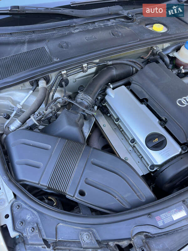 Седан Audi A4 2003 в Збараже