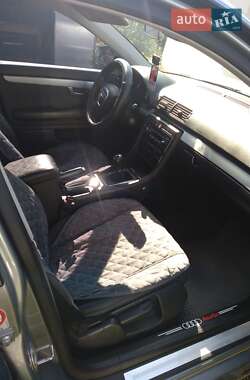 Седан Audi A4 2005 в 