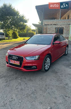 Седан Audi A4 2015 в Дубно
