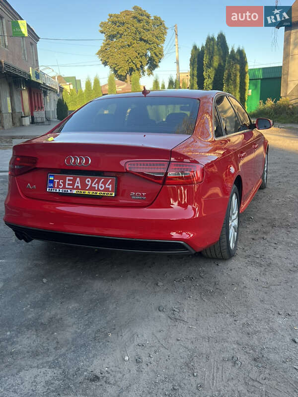 Седан Audi A4 2015 в Дубно