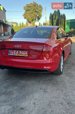 Седан Audi A4 2015 в 