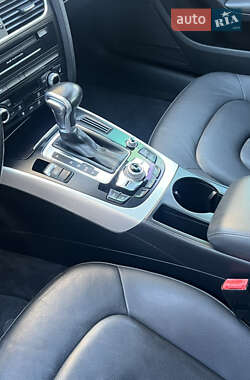 Седан Audi A4 2015 в 