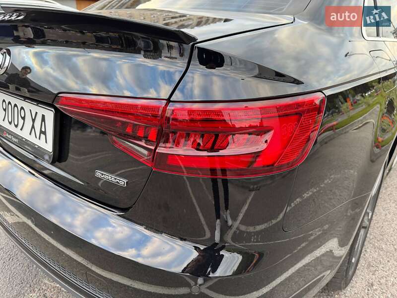 Седан Audi A4 2016 в Шептицькому