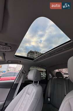 Седан Audi A4 2016 в 