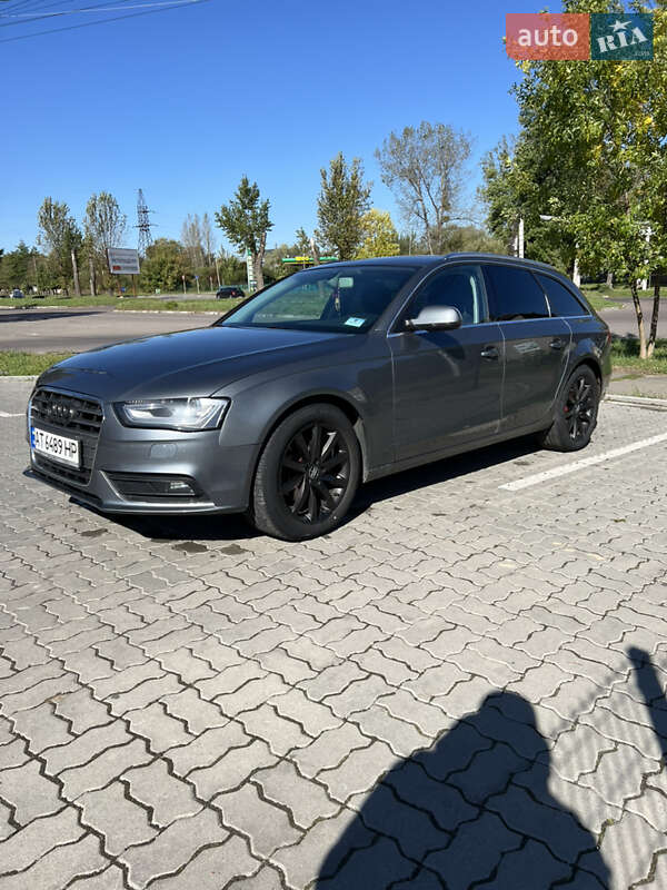 Универсал Audi A4 2012 в Калуше