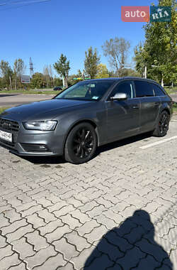 Универсал Audi A4 2012 в 