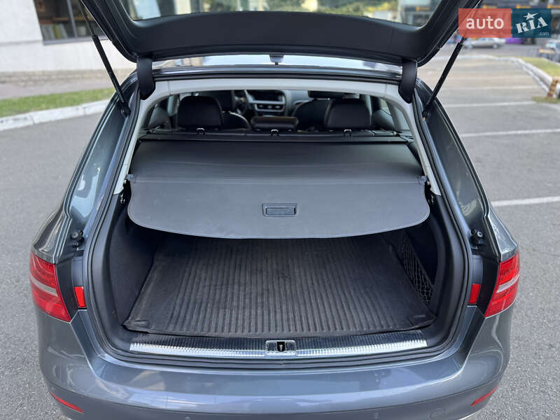Универсал Audi A4 2013 в Киеве