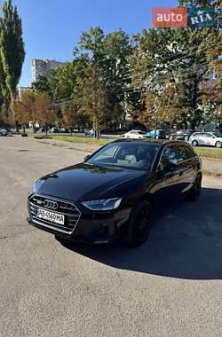 Универсал Audi A4 2020 в 