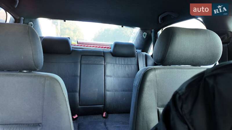 Седан Audi A4 1998 в Бару