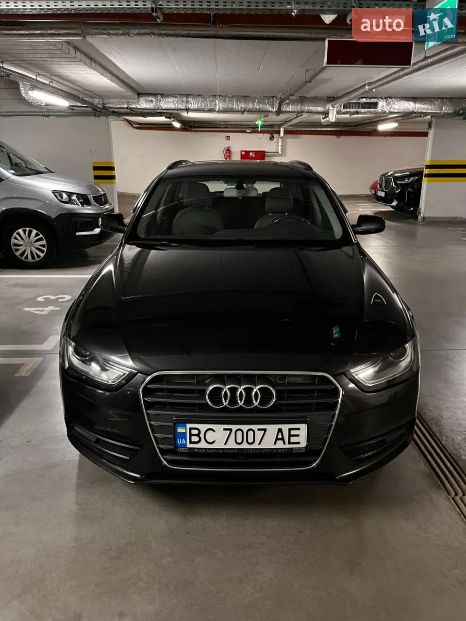 2011 Audi A4 - мініатюра 22