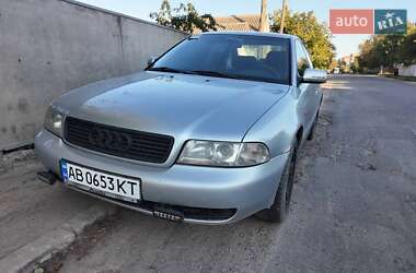 Седан Audi A4 1998 в Бару