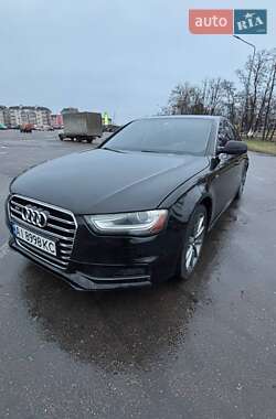 Седан Audi A4 2015 в 