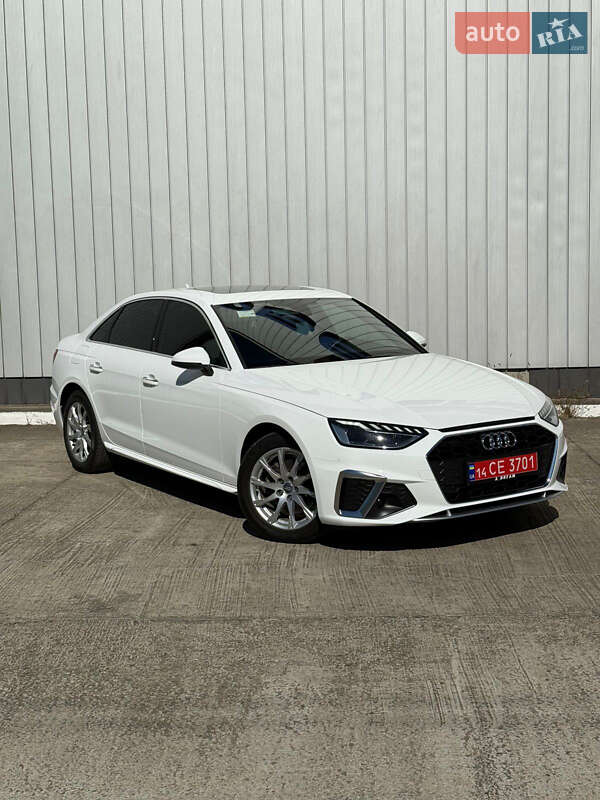 Седан Audi A4 2020 в 