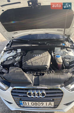 Седан Audi A4 2012 в 