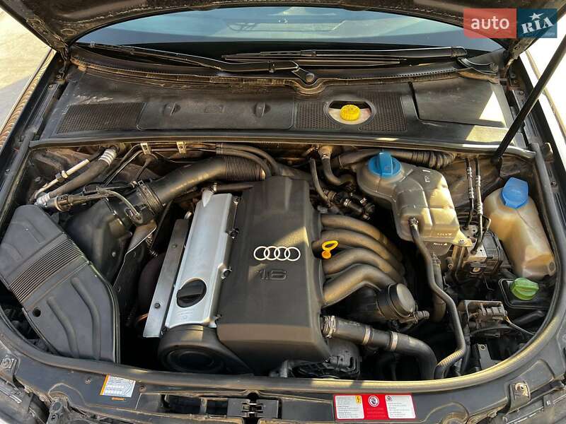 Седан Audi A4 2002 в Львове