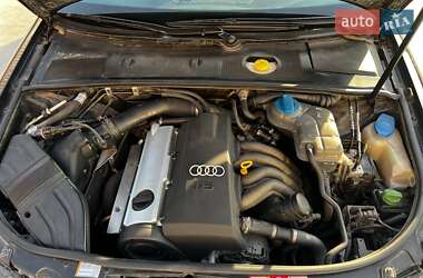 Седан Audi A4 2002 в 