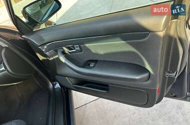Седан Audi A4 2002 в 
