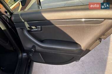 Седан Audi A4 2002 в 