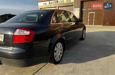 Седан Audi A4 2002 в 