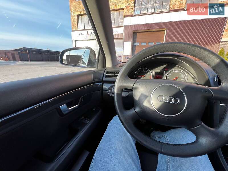 Седан Audi A4 2002 в Львове