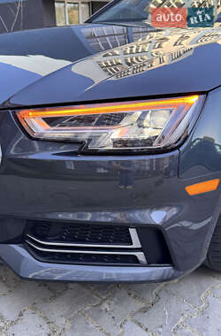 Седан Audi A4 2015 в 