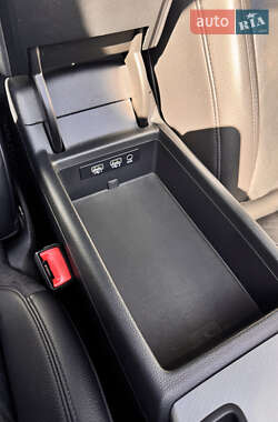 Седан Audi A4 2015 в 